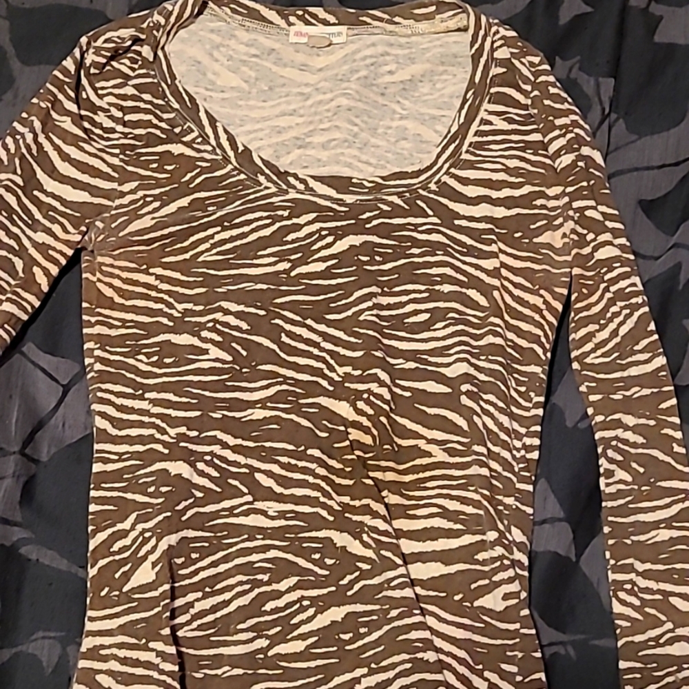 Long sleeve brownn cream zebra stripes